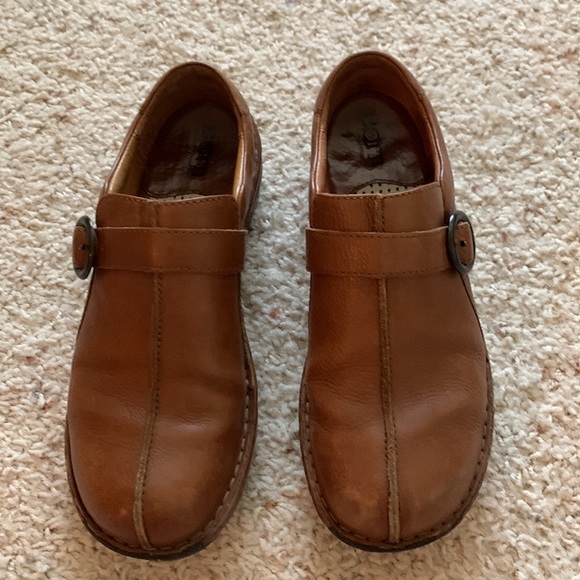 Born shoes, size 7 - Picture 2 of 3